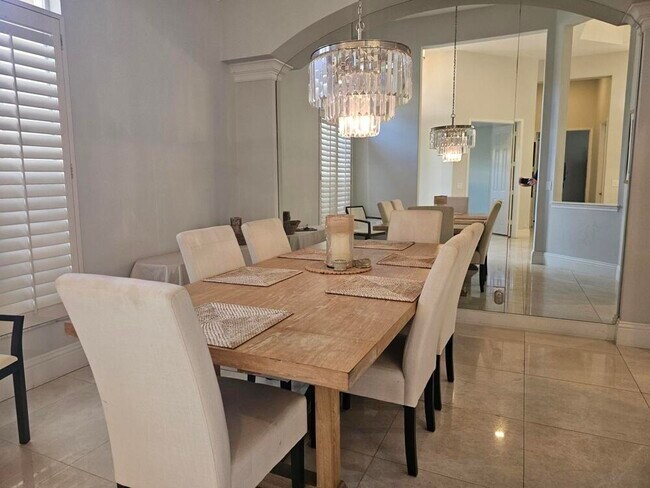 Photo - 132 Thornton Dr