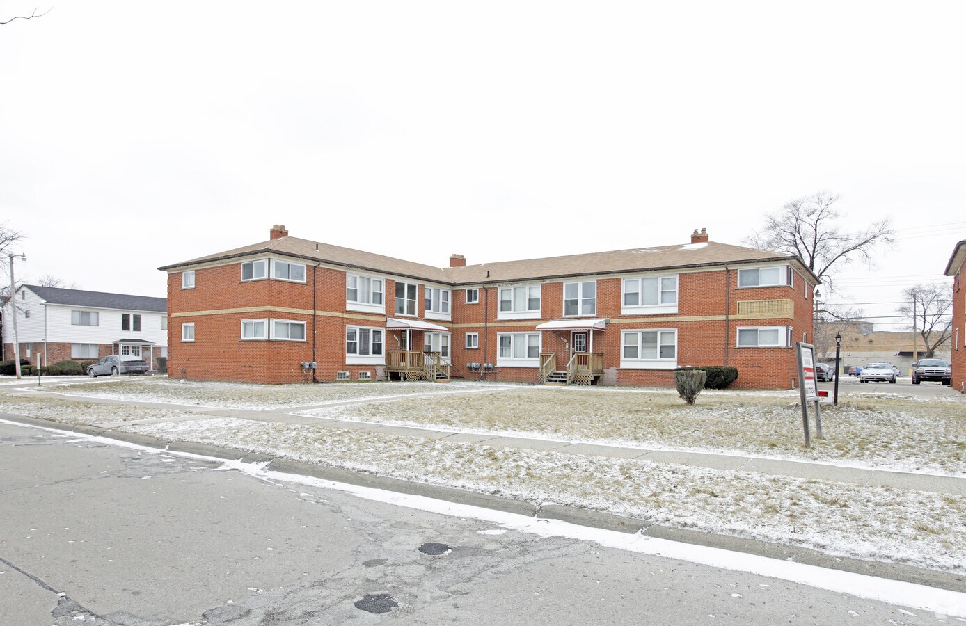 Huntington Manor - Huntington Manor