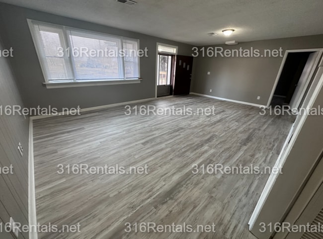 Photo - $1445 - COMING SOON! 4 bed 1 bath home - Beautiful home with new Flooring!