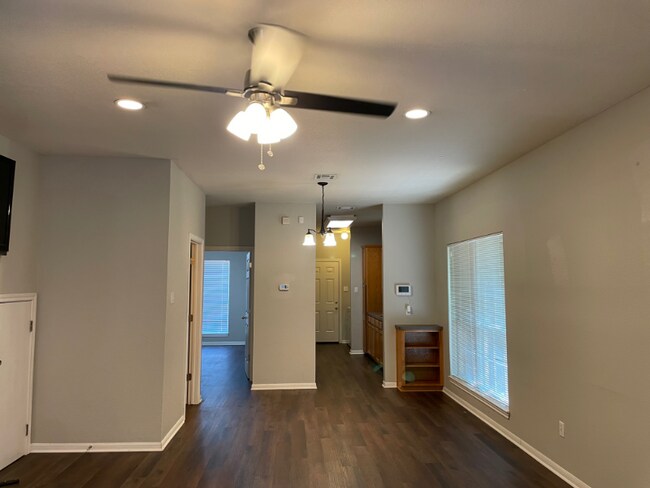 Photo - 1916 S 15th St