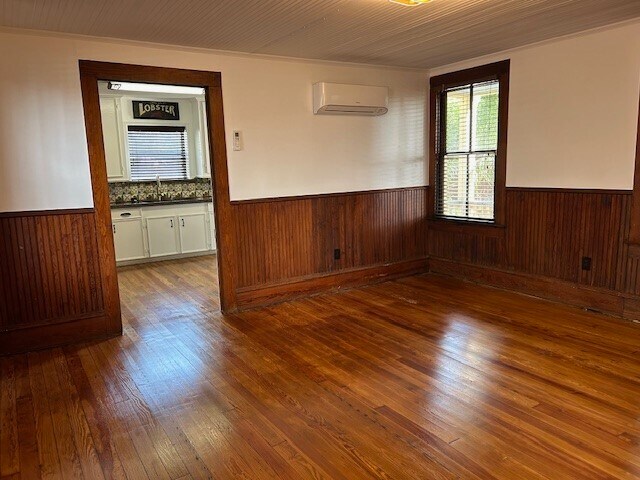 Photo - 1212 10th St