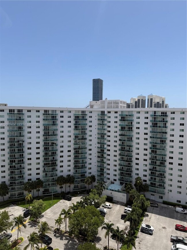 Photo - 19390 Collins Ave Unit PH-6