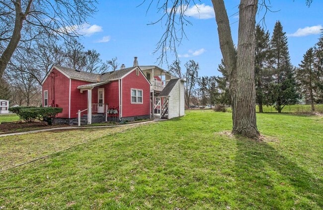 Photo - 1575 Ridge Rd Unit 3