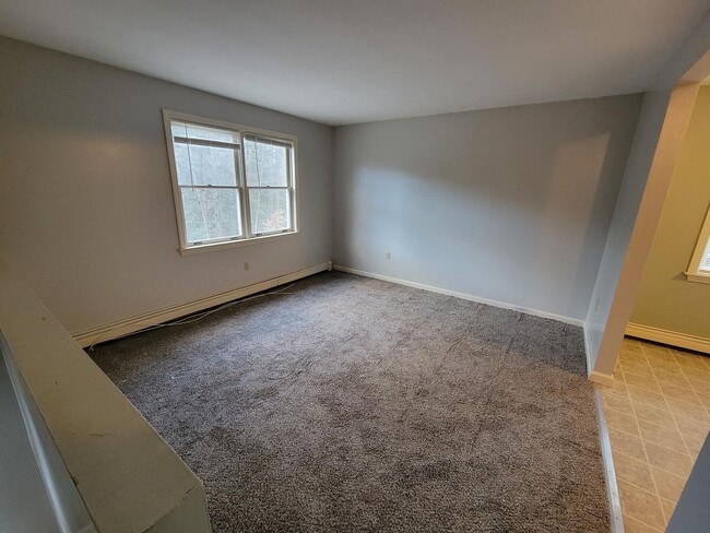 Photo - 95 Old County Rd N