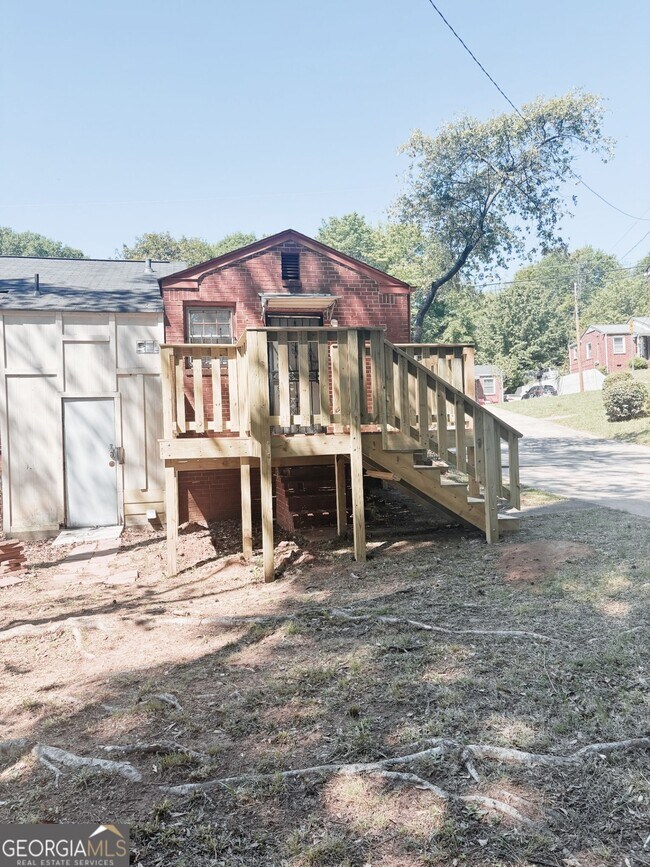 Photo - 1780 Cahoon St SW