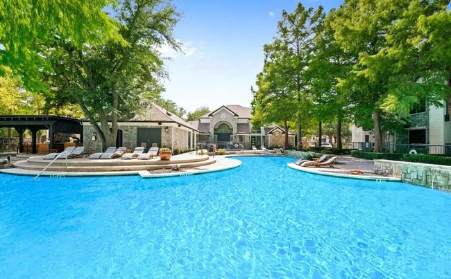 Photo - The Chase Apartments