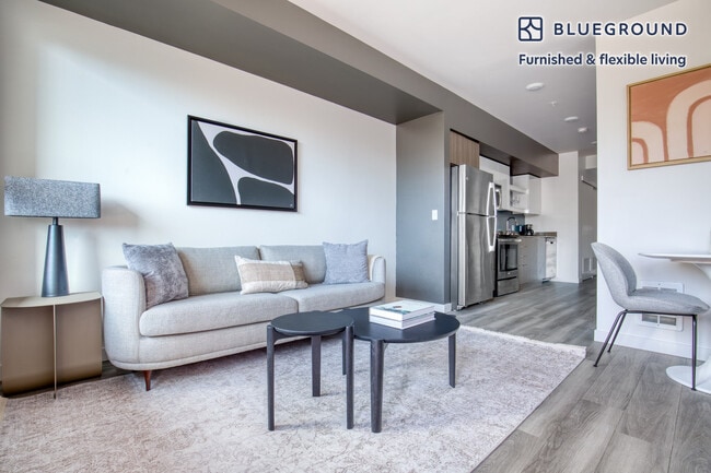 Photo - 1530 Belmont Ave Unit FL4-ID262