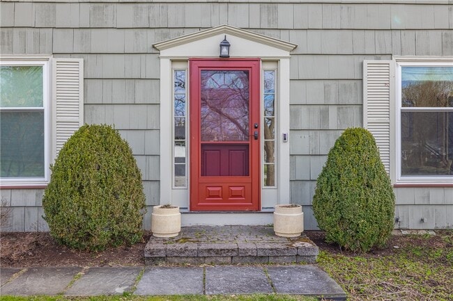 Photo - 95 Parkwood Ave