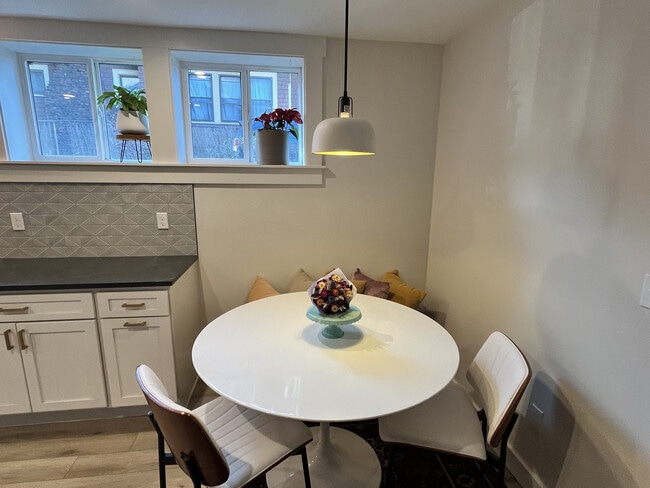 Photo - 6113 39th Ave S