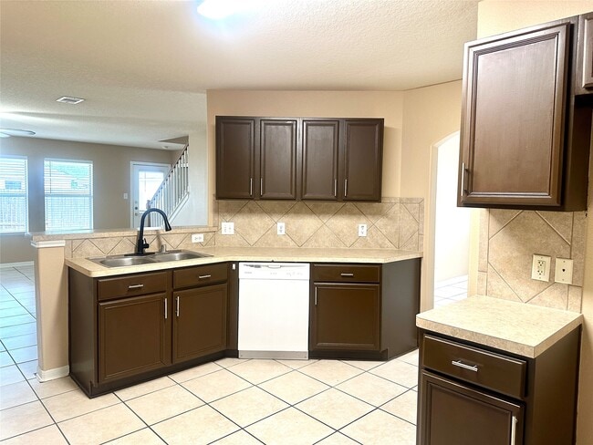 Photo - 19618 Lighthouse Scene Ln