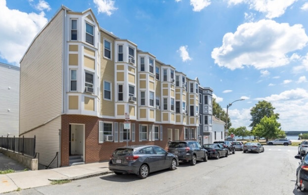 Building Photo - 202 H St Unit 3 Rental