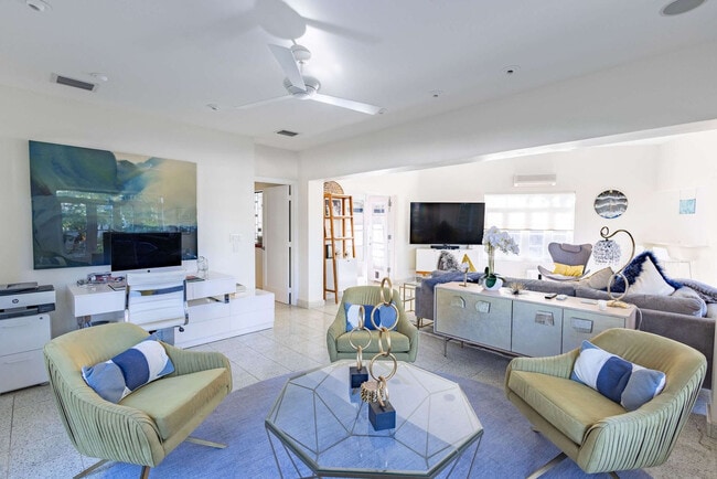 Photo - 2026 Seidenberg Ave Unidad ID1297830P