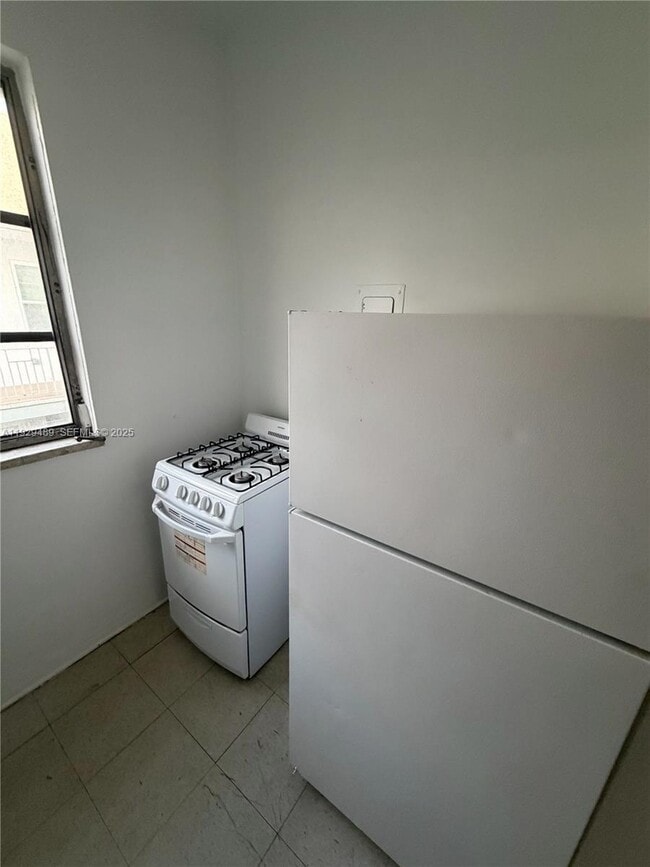 Photo - 905 16th St Unit 8