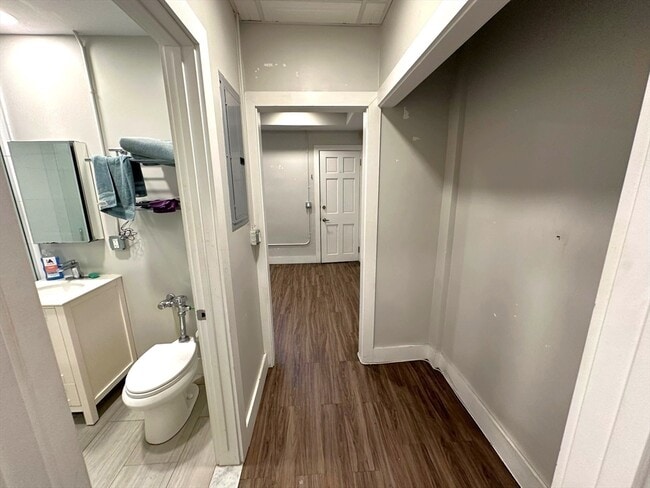 Photo - 10 Otis Pl Unidad 3