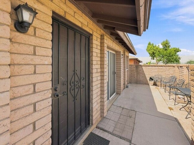 Photo - Townhome in the heart of Tempe!