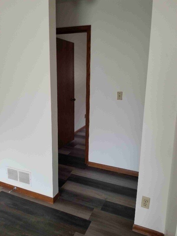 Photo - 2568 Ruth St