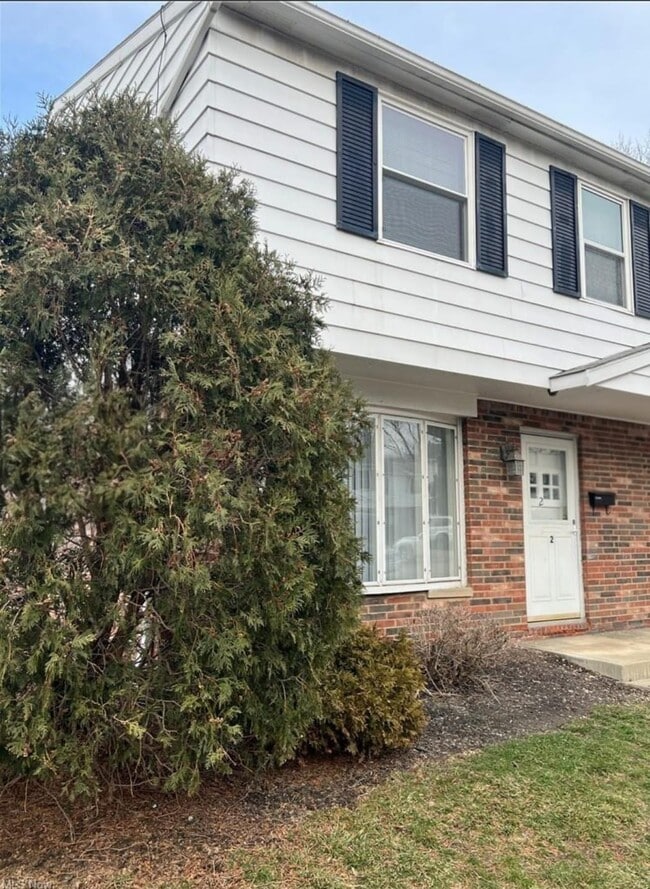 Photo - 6490 State Rd