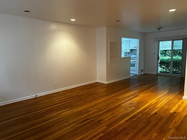 Photo - 46 Haverford Rd