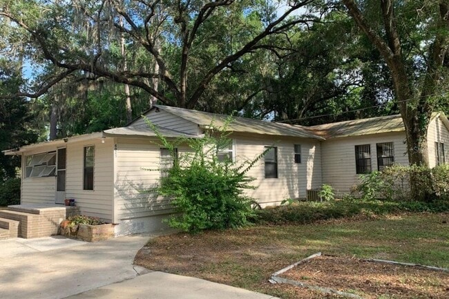 Photo - 4025 SW 20th Dr