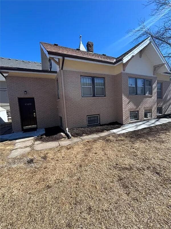Photo - 1320 New Hampshire St