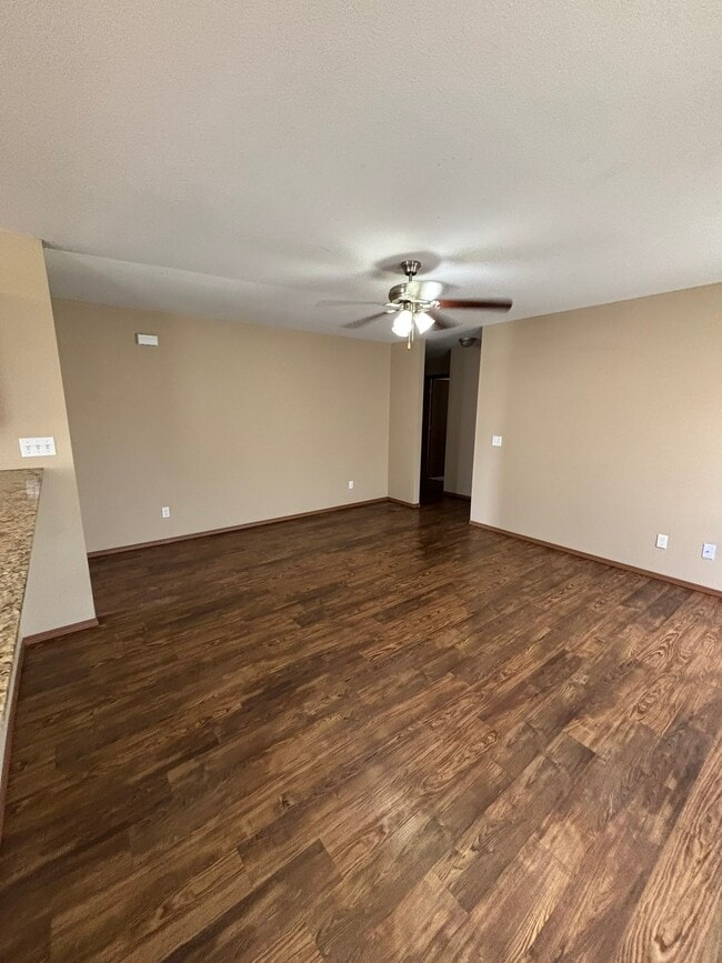 Building Photo - 240 Sage St