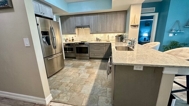 Photo - 3000 Oasis Grand Blvd Unit 902