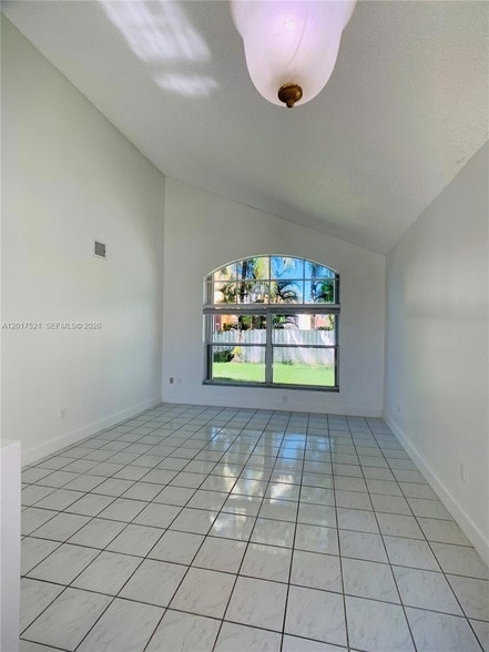 Photo - 18801 NW 12th St