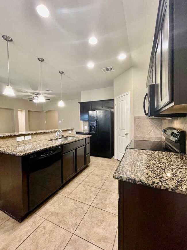 Photo - Immaculate Home In A Great Neighborhood!