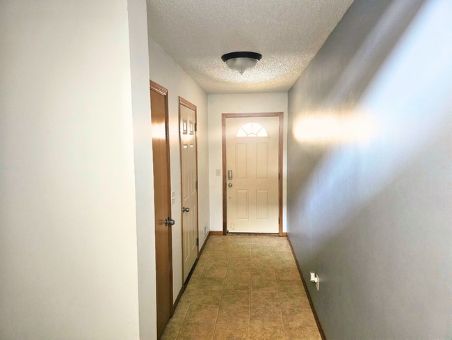 Photo - 1019 Drew Dr