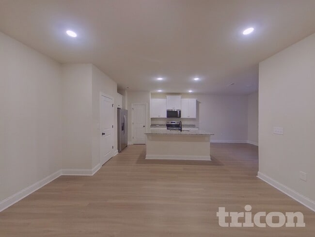 Photo - 7105 Jerimoth Dr