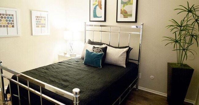 Photo - 1500 San Francisco Ct Unit b8