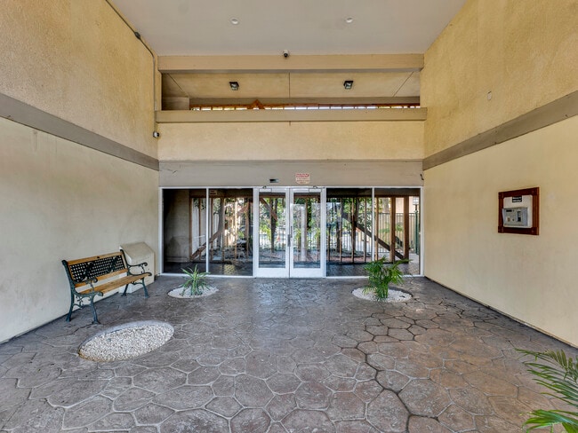 Photo - 7800 Topanga Canyon Blvd Unidad #216