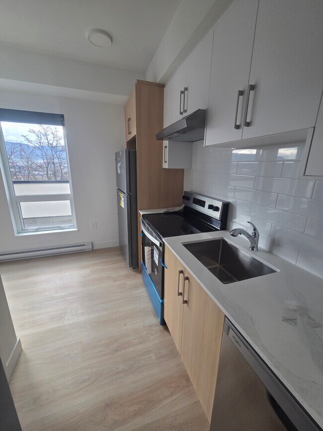 Cuisine - Hilltop Manors II