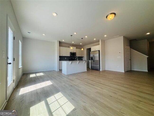 Photo - 206 Bastian Dr