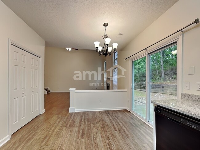 Photo - 4156 Glenaire Way NW