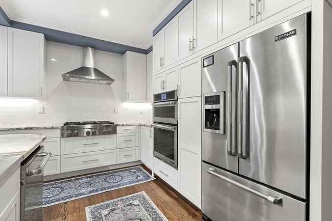 Photo - 1686 Washington St Unit 3