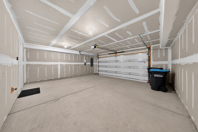 118 Emily Wy
