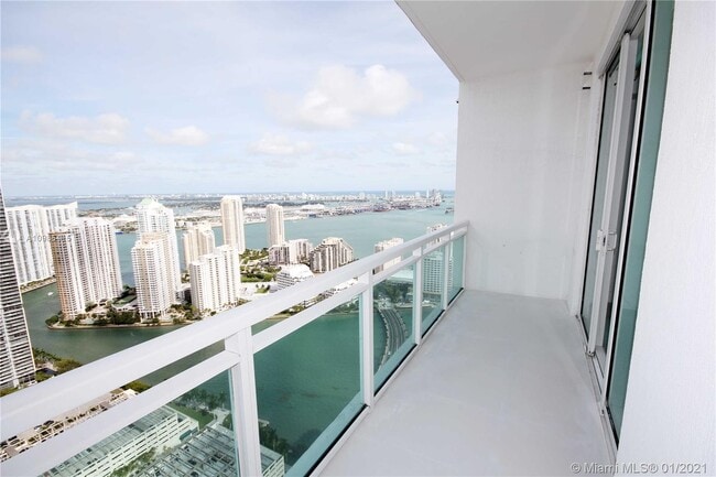 Photo - 950 Brickell Bay Dr Unit 5208