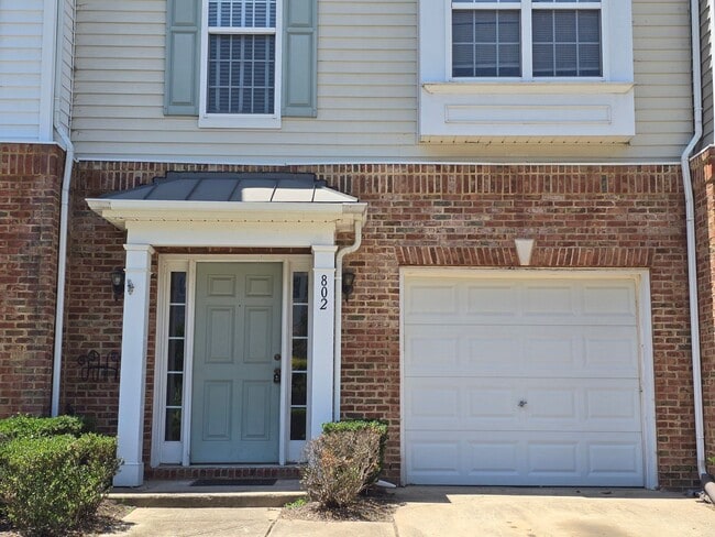 Photo - Freshly Updated Breckenridge Townhome with Pond Views & Flexible Living Space**