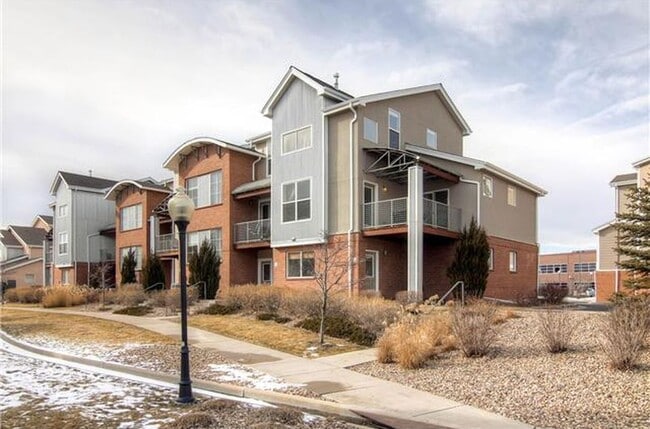Photo - 84 Spruce St Townhome
