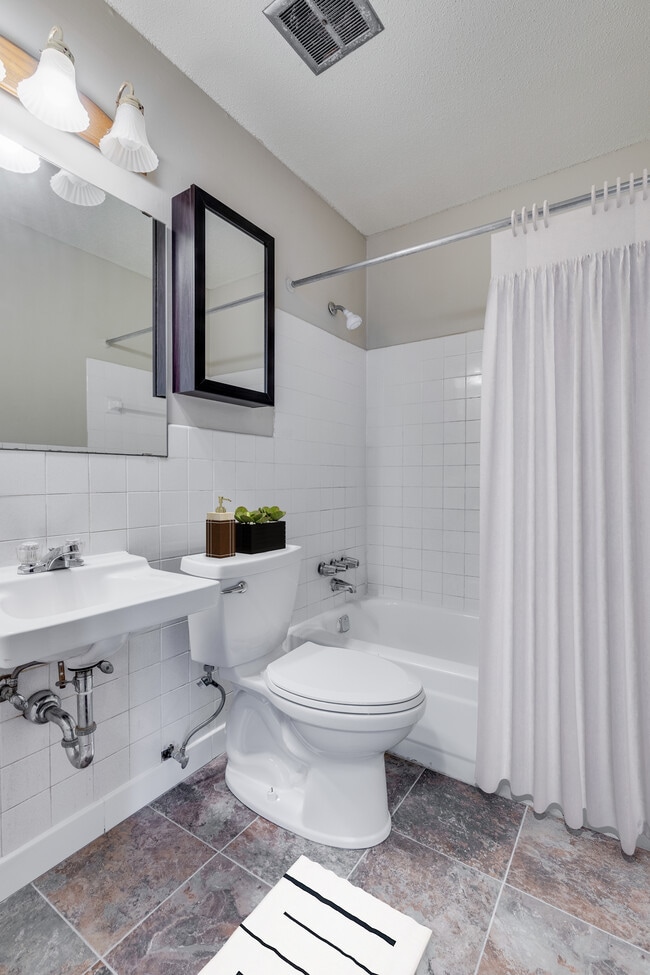 Photo - Uptown Estates