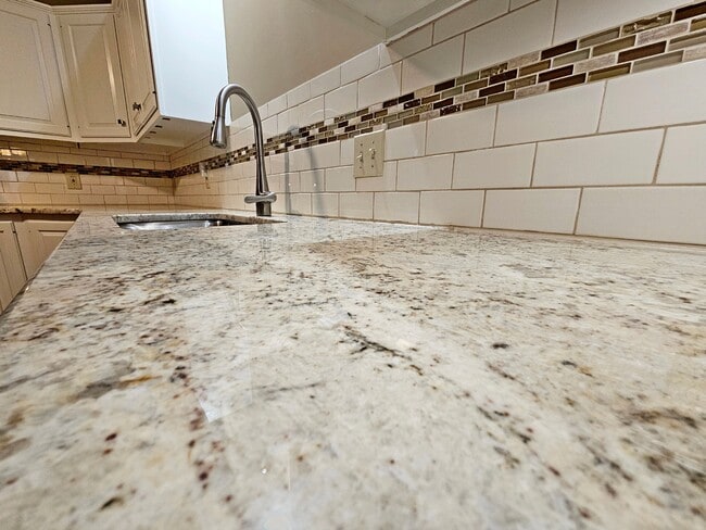 Photo - 306 Treetops Ct