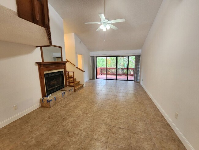 Photo - DUPLEX IN QUIET NEIGHBORHOOD