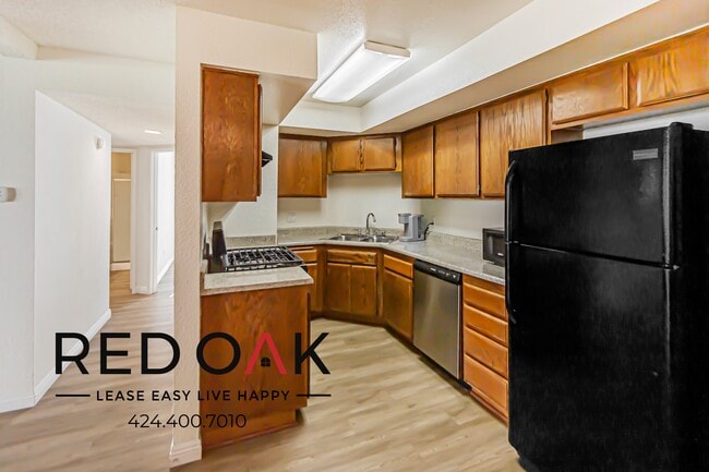 Photo - 6601 Victoria Ave Unidad 135