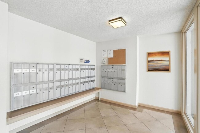 Photo - 1171 Compass Ln