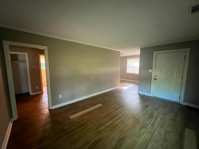 Photo - Charming Home with Front & Rear Porches overlooking large yard!!