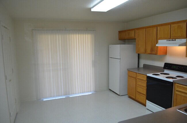 Photo - 2206 WW Unit B-STILL OCCUPIED BY RESIDENT