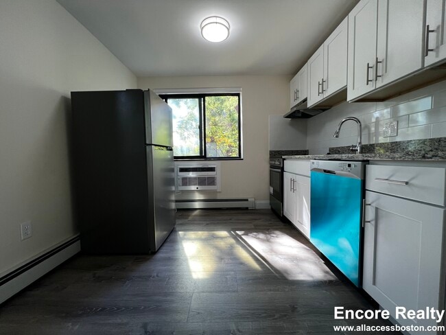 Photo - 16 Chester St Unit 32