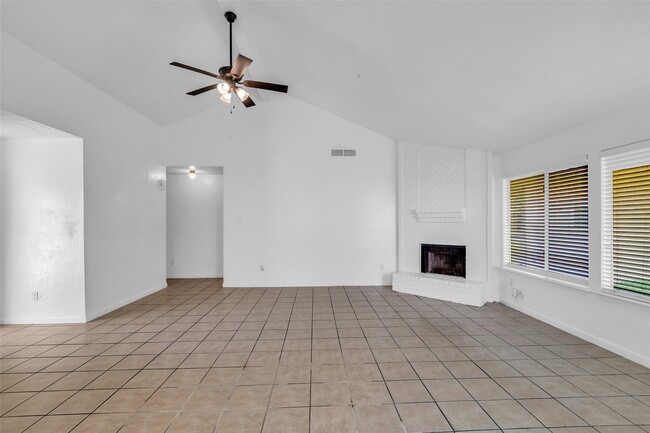 Photo - 3023 Becket St