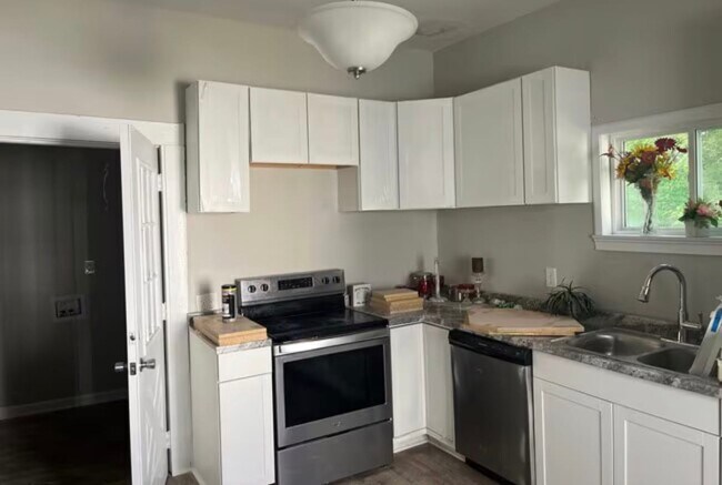 Photo - 222 Telfair St